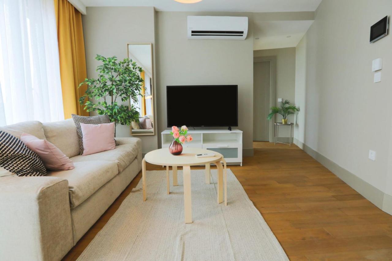 Excellent Flat W 360 Bosphorus View In Cihangir Istanbul Eksteriør bilde