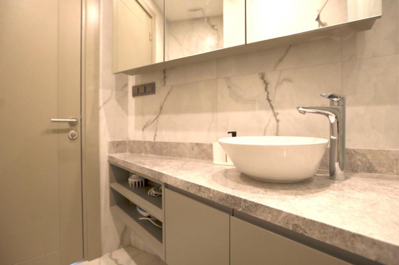 Excellent Flat W 360 Bosphorus View In Cihangir Istanbul Eksteriør bilde